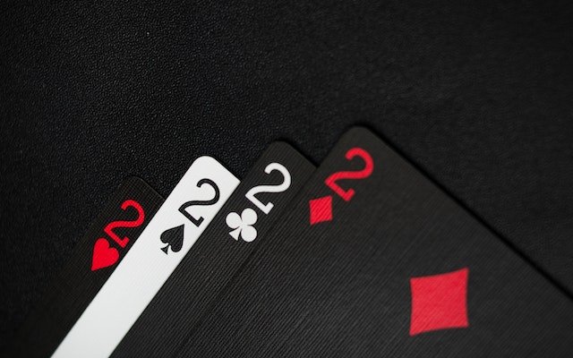Como funciona os jogos de cassino ao vivo nas casas de apostas?
